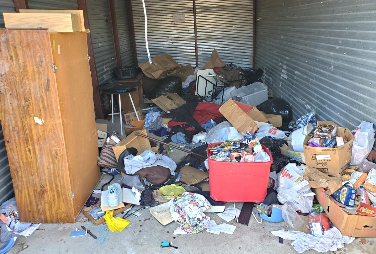 Storage Unit Auction in Lansing, MI at Red Dot Storage 103 ends on 4th